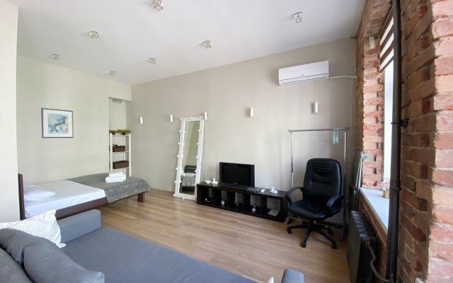 Na Semenovskoy 10 v tsentre v stile Loft Apartments