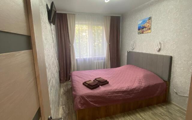 2-K. Kvartira V Yuzhnom Rayone Apartments