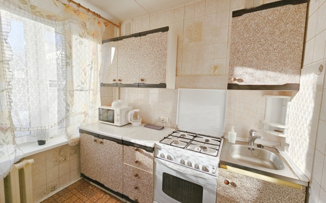 Апартаменты Ельниская 12