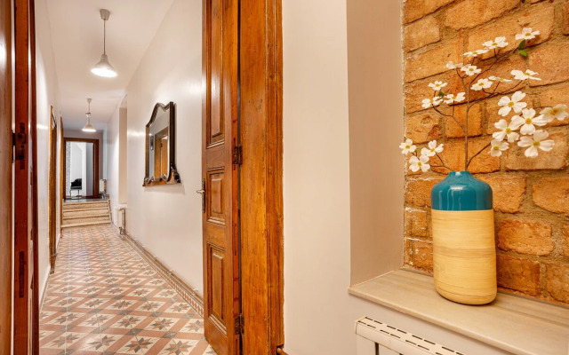 Апартаменты Steps to Galata Tower