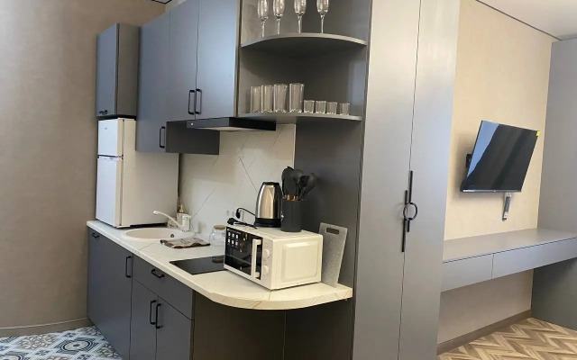 Udachnye Sutki Layf Flat