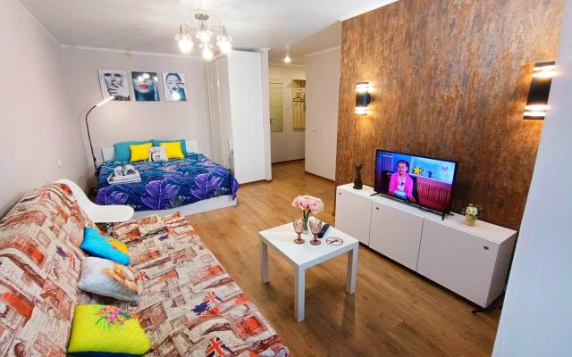 Апартаменты Центр города рядом северный вокзал и верхнее озеро