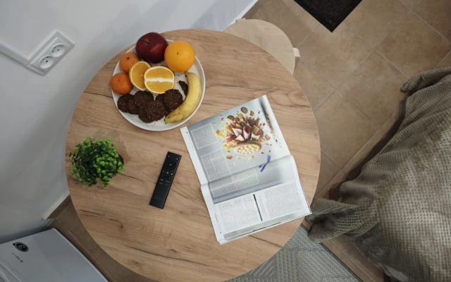 Квартира Уютная студия на 2х по ул. Тухачевского 49/4-42