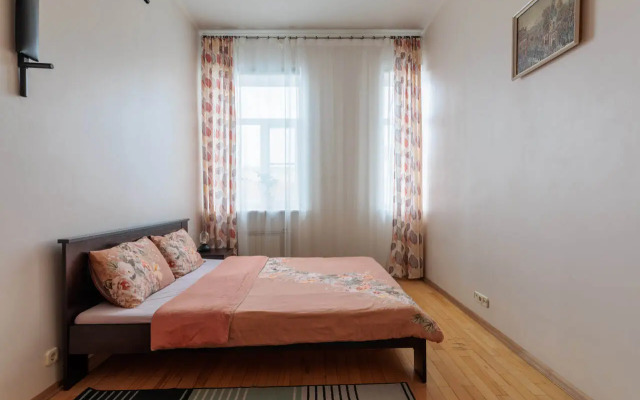 Квартира на набережной Крюкова канала 9