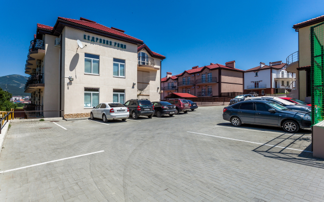 Kedrovaya Roscha Hotel
