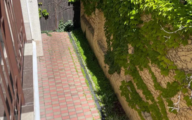Prostornaya Ryadom s Morem Flat