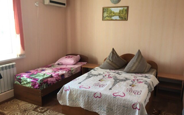 Motel U Sajyan Mini-Hotel