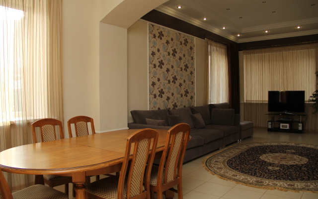 Vizit Guest House