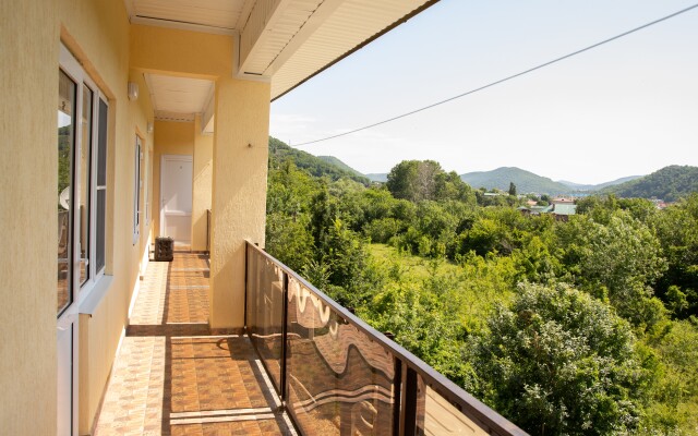 Garden Town Hotel