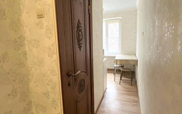 Trekhkomnatnye v Tsentre Kislovodska Apartment
