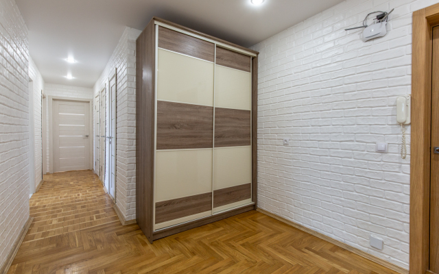 Апартаменты Трехкомнатные "Ладгорна" на Победителей