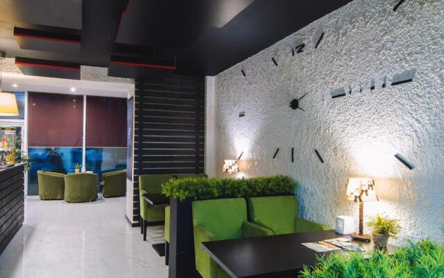 Dolphin Planet Hotel & SPA