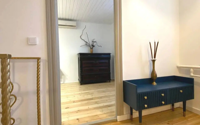 S Sadom I Basseynom Private house