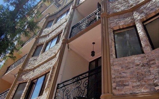 Karakum Batumi Mini-Otel