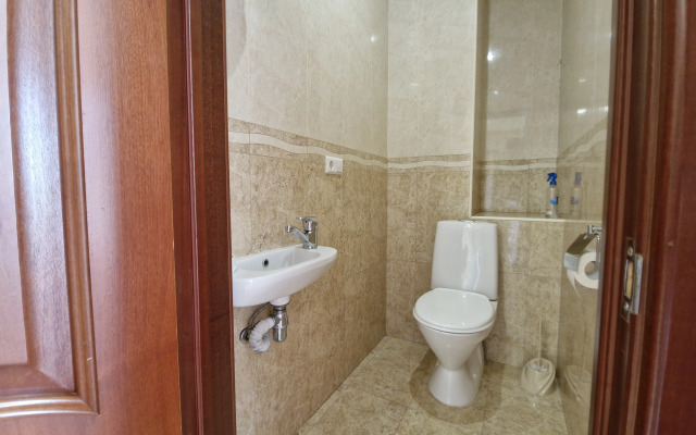 Atlant Alushta 2 Flat