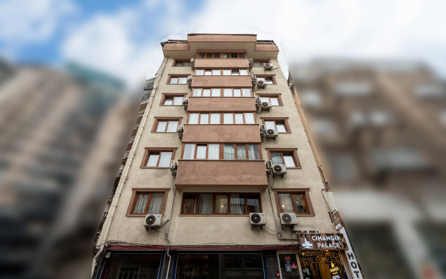Отель Cihangir Palace