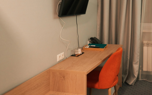 Freezone Inn Hotel	