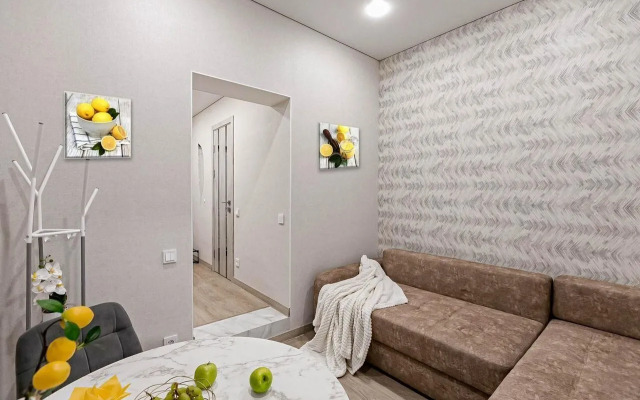 Na Ulitse Shalyapina 12 Flat
