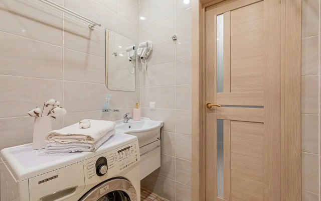 253 Na Uspenskom Prospekte 113D Flat
