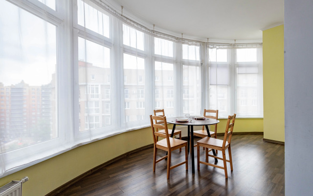 Dizaynerskie I Sovremennye V Tsentre Apartments