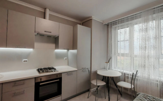 V Prekrasnom Novom Zhk Levoberezhye Flat
