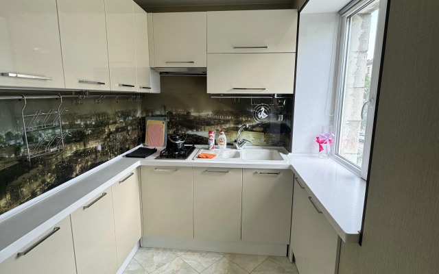 Na Naberezhnoy Flat