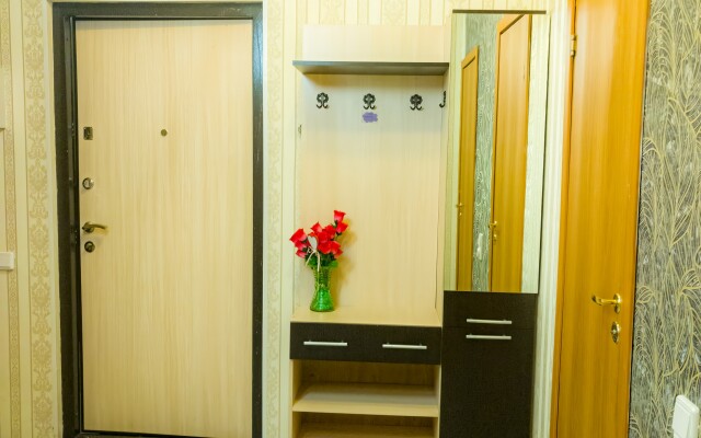 Апартаменты на площади Восстания