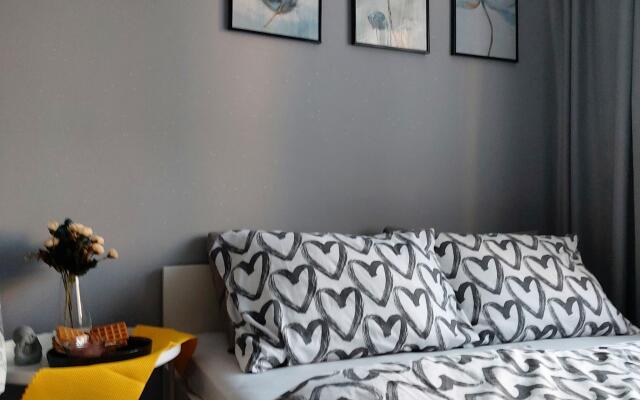 Студия вблизи соснового бора