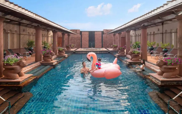 Crowne Plaza Bangkok Lumpini Park by IHG