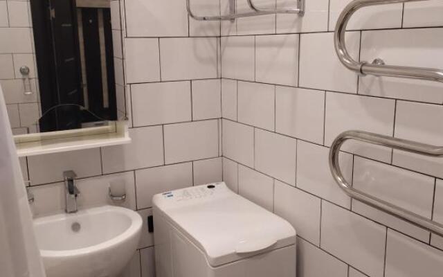 U Metro Sportivnaya Apartments