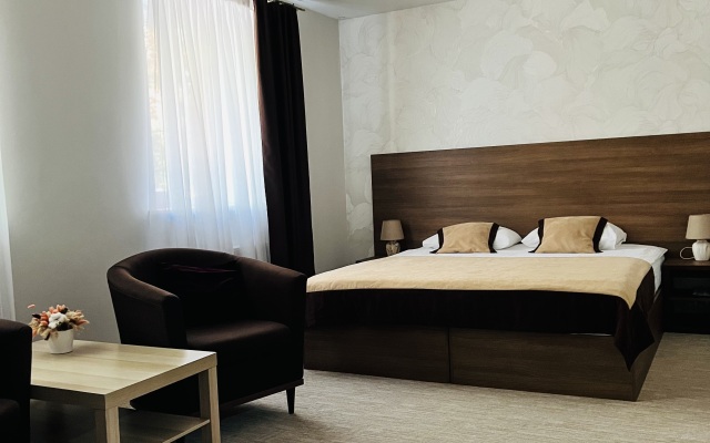 Avenyu Mini-Hotel