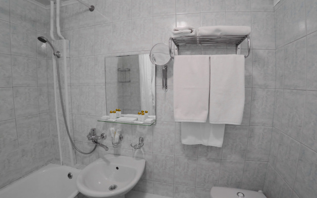 Kolos Hotel
