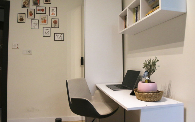 Апартаменты 2BR+2Bath entire apt with Balcony at central location