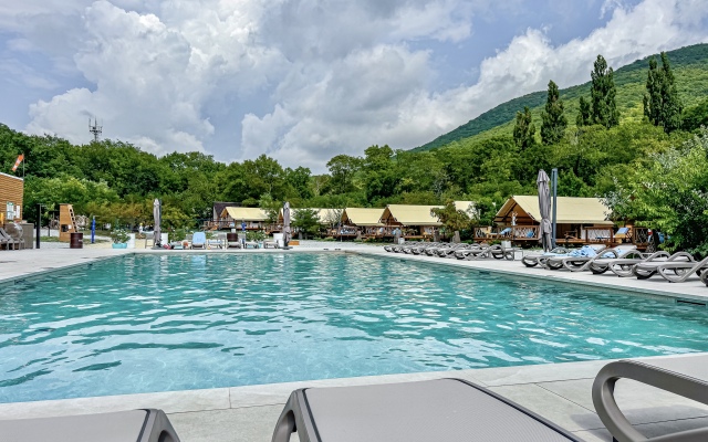 Okean Eko-Otel Glamping