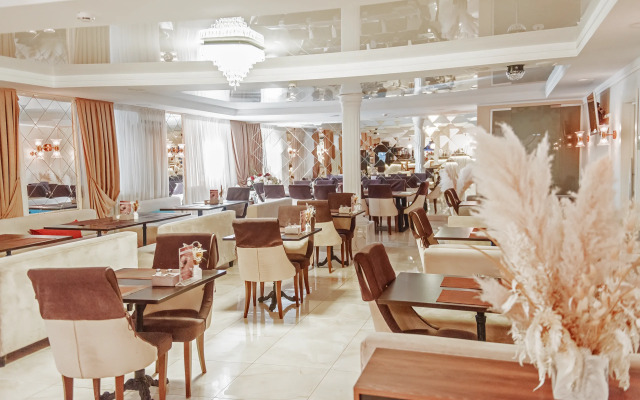 Отель Shato City