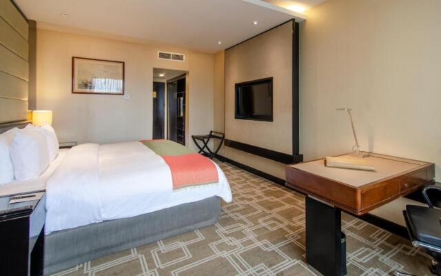 Pan Pacific Sonargaon Hotel