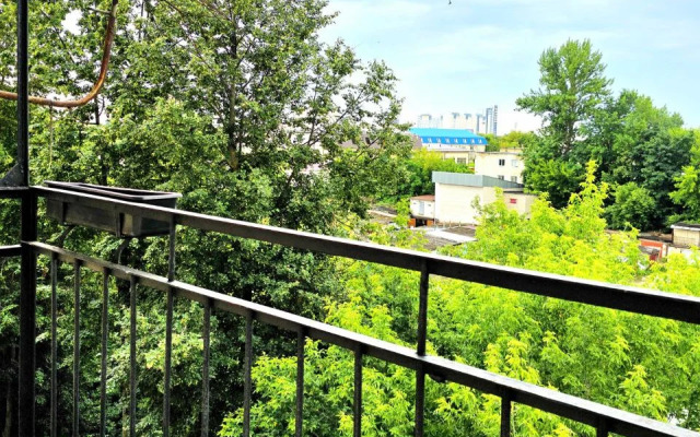 Апартаменты на Наугорском Шоссе 21