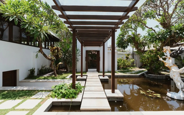 Nalas Villa