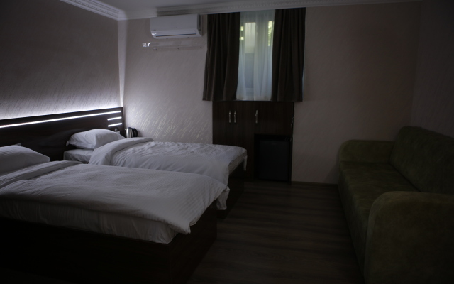 Opera Avenue Hotel