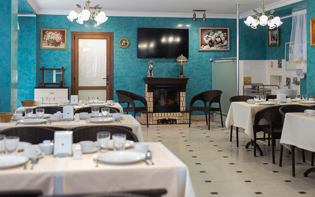 Chizhik Pyizhik Mini-Hotel
