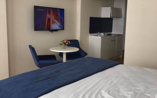 Апартаменты Orbi city Roman