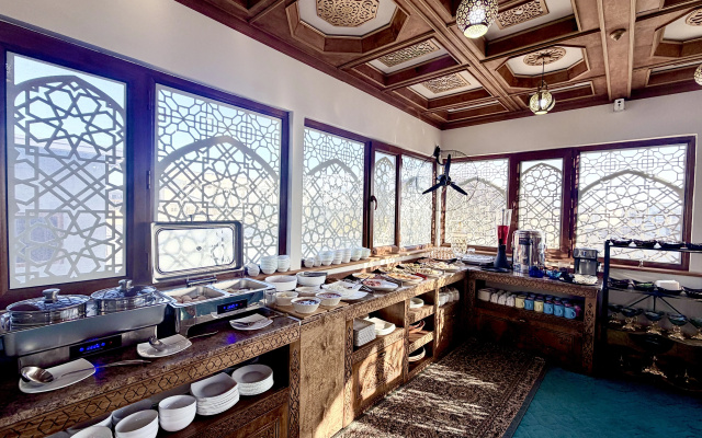 Ansi Boutique W&S terrace Hotel