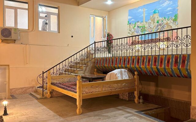 Tapchan House Guest House