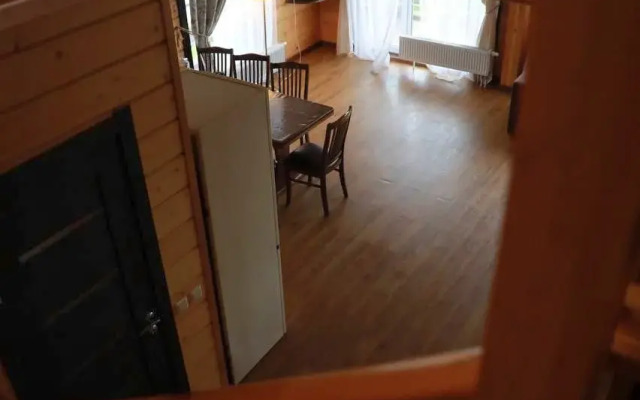 Shale Na Solnechnoj House