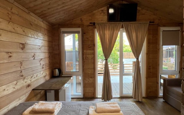 Shale Good House Abh