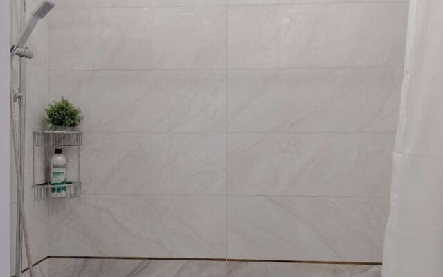Na Bekhtereva 2B Flat