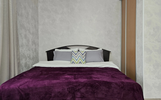 Квартира 1-комнатная на Красноуральской 21