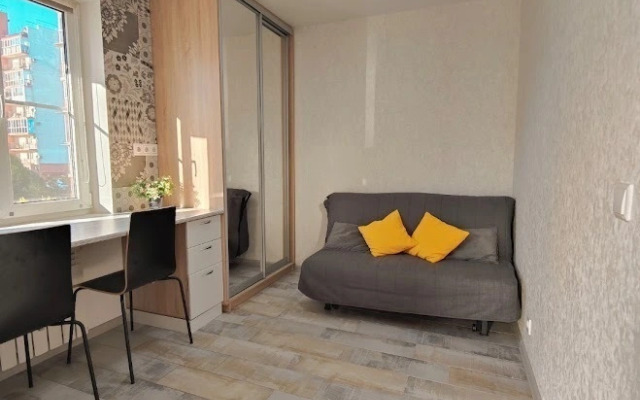 Na Urozhaynoy Ulitse 71/1k2 Flat