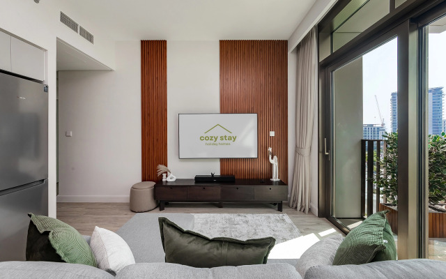 Uyutnye 1Br Apartamenty v Creek Harbour Apartments