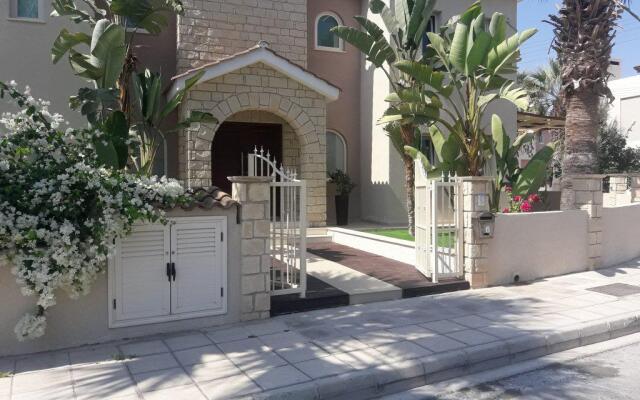 Luxury Villa Kristia